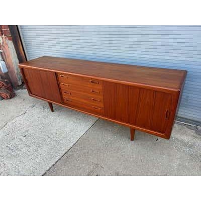 Mid 20th Century H.P. Hansen Teak Credenza, Scandinavian Modern, Denmark, 1962 For Sale - Image 5 of 15
