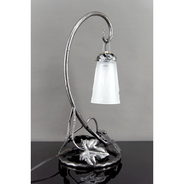 Muller Frères Art Deco Wrought Iron Lamp with Vine and Grape from Muller Frères Lunéville, 1930s For Sale - Image 4 of 18