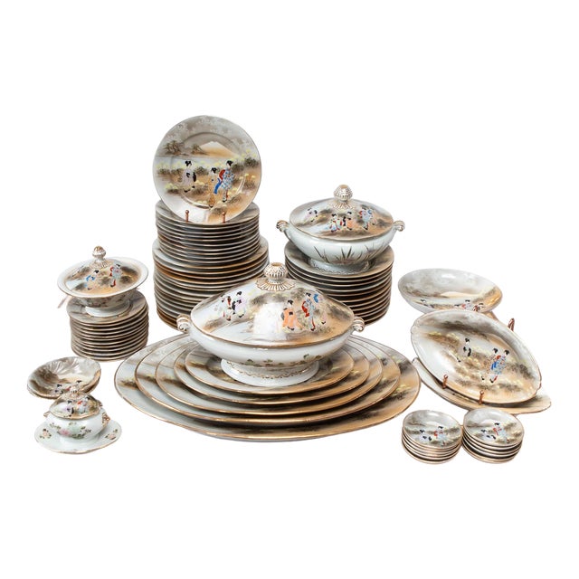 Japanese Showa Porcelain Kutani Dinner Service with Geishas and Fuji, 1940s, Set of 81 For Sale