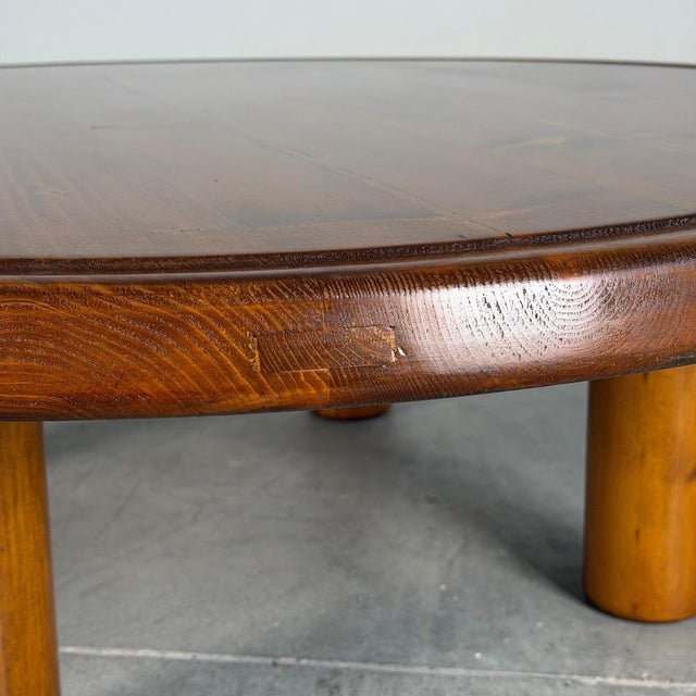 Round Pine Coffee Table in the style of Charlotte Perriand for Les Arcs, France, 1960s For Sale - Image 11 of 18