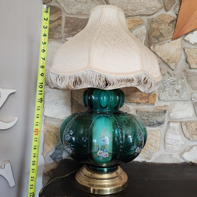 Rare 1940s Emerald Green GWTW Lamp Hand Painted Enamel Dual Light Pristine For Sale - Image 16 of 18