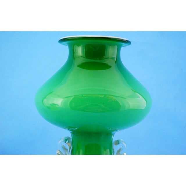 Vintage Green Glass Vase by Jerzy Sluczan-Orkusz for Tarnowiec Glassworks, 1980s For Sale - Image 15 of 18
