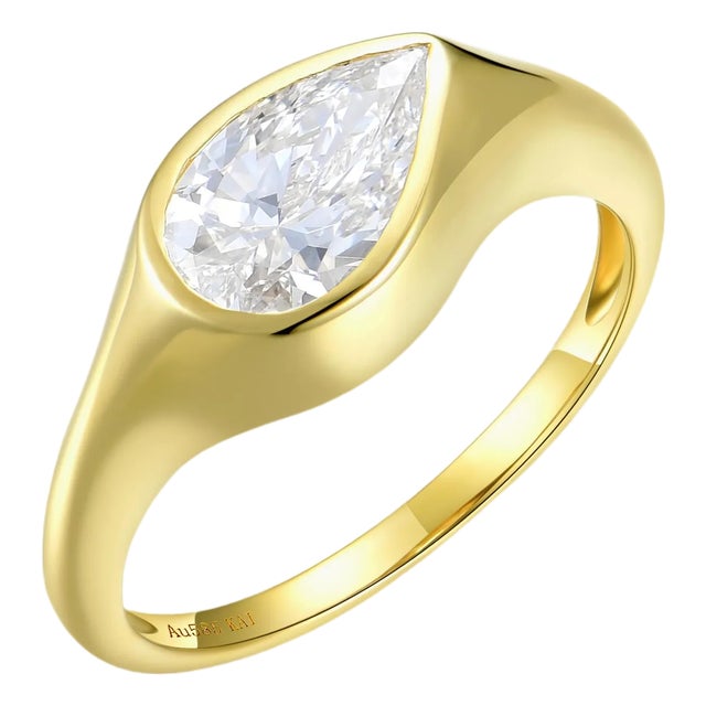 Kai Gloria Pear Lab Grown Diamond Ring in 14k Solid Gold (All Sizes Available) For Sale