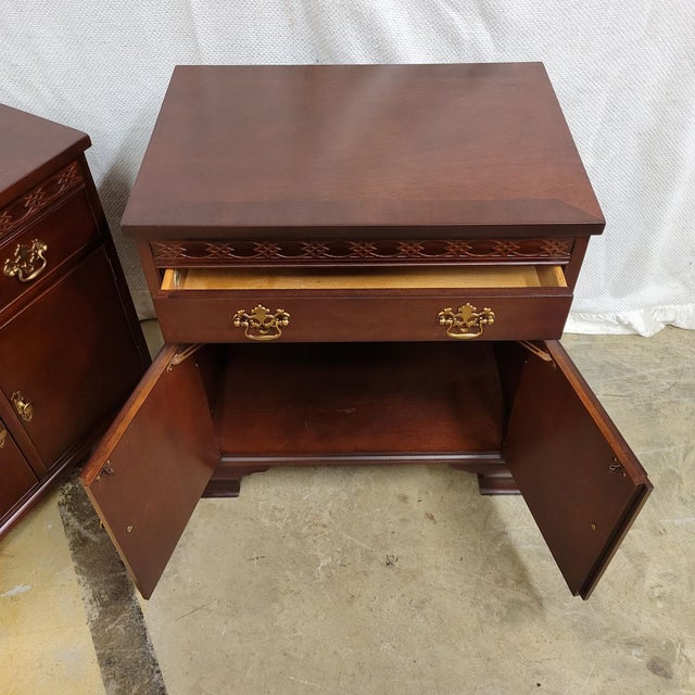 1980s Baker Furniture Chippendale Carved Mahogany Nightstands With Brass Hardware — Pair For Sale - Image 10 of 13