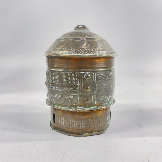 Early 20th Century Asante Forowa Chased Brass Box Ghana MATTER COLLECTION For Sale In Denver - Image 6 of 10