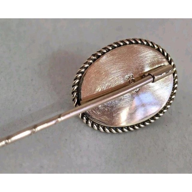 Antique Egyptian Revival Victorian 9ct Gold Scarab Beetle Pin For Sale - Image 16 of 18
