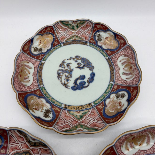 19th Century Japanese Imari Kinrande Porcelain Plates - Set of 3 (8.75") For Sale - Image 4 of 17