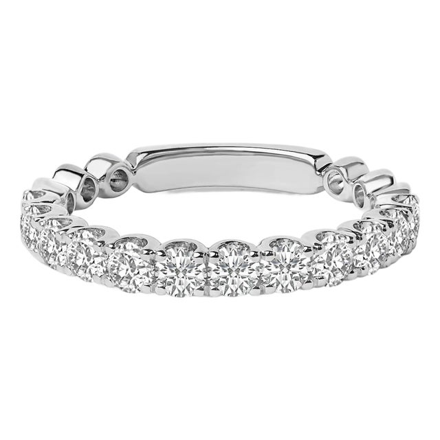 14K White Gold 1.00 Cttw Round Diamond Prong Set Wedding Band - Size 7 For Sale