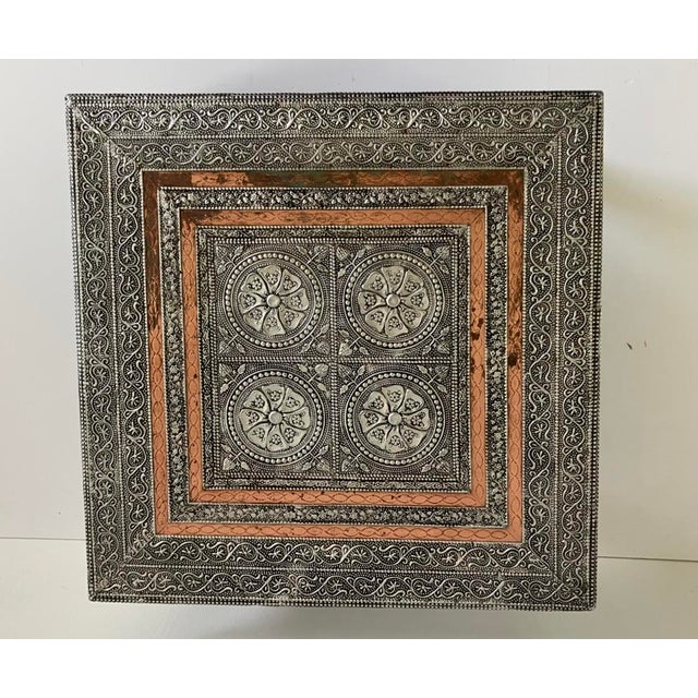 Indian 1970s Vintage Indian Pooja Table – Embossed Metal Altar Stand With Ornate Detail For Sale - Image 3 of 5
