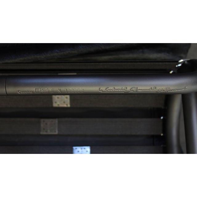 LC4 Chaise Lounge in Leather by Le Corbusier and Charlotte Perriand for Cassina For Sale - Image 12 of 14