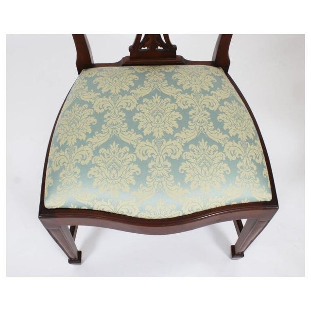 Vintage Dining Table by William Tillman and Hepplewhite Revival Dining Chairs, 1980s, Set of 11 For Sale - Image 18 of 18