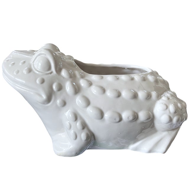 French Large Vintage White Hobnail Ceramic Frog Planter – In the Style of Jean Roger, 1960s Sculptural Garden Vessel For Sale - Image 3 of 10