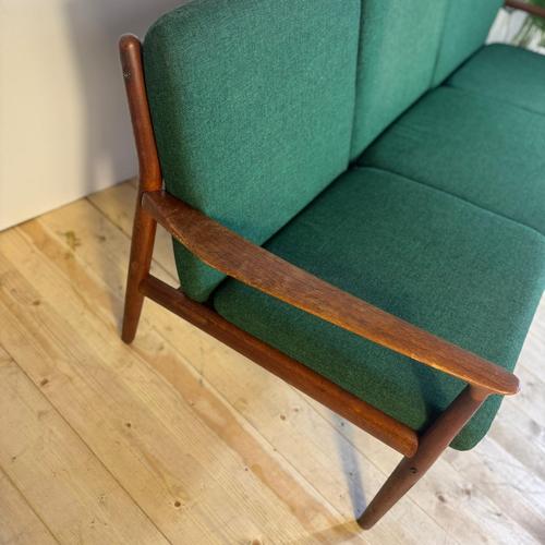 Vintage Danish Three-Seater Sofa by Svend Aage Eriksen for Glostrup Møbelfabrik, 1960s For Sale - Image 4 of 10