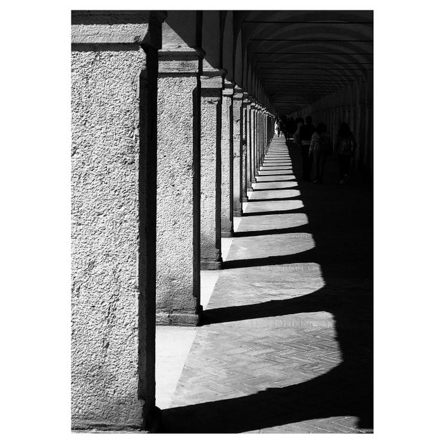 Set of 8 - 'Arches' #1 Framed Contemporary Black and White Gallery Wall of Photographs Installation For Sale - Image 4 of 11