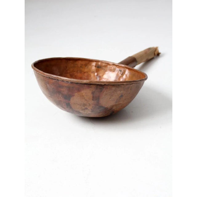 Early 20th Century Antique Round Bottom Copper Pan For Sale - Image 5 of 13