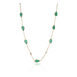 14k Yellow Gold 6.84ct Pear-Cut Natural Emerald Station Necklace With Diamonds For Sale
