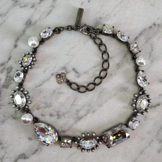 Oscar De La Renta Hematite Plated Crystal Pearl Multi-Stone Statement Necklace For Sale - Image 9 of 14