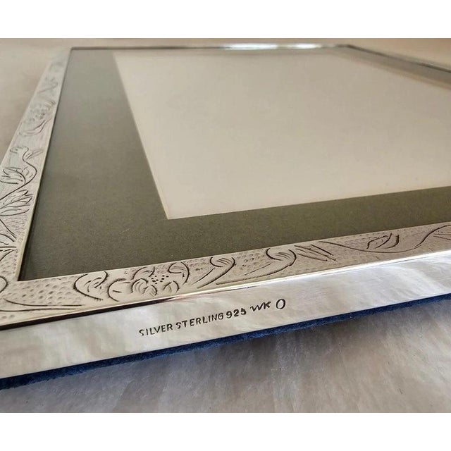 2000 - 2009 Chinese Export Sterling Silver Planished Photograph Frame from Wai Kee For Sale - Image 5 of 17