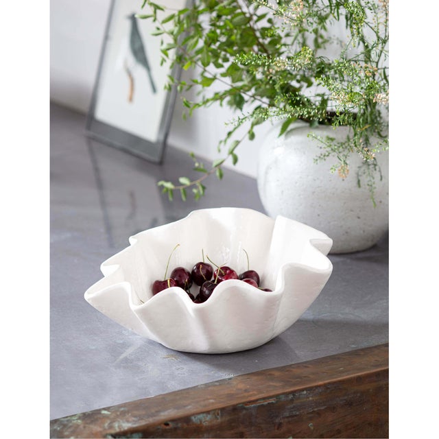 This bowl was carefully crafted by skilled craftsmen who has mastered the technique of creating timeless ceramics. With...