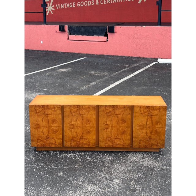 Timeless design and perfect size for a number of applications - tv stand, hall table, sofa console, etc.