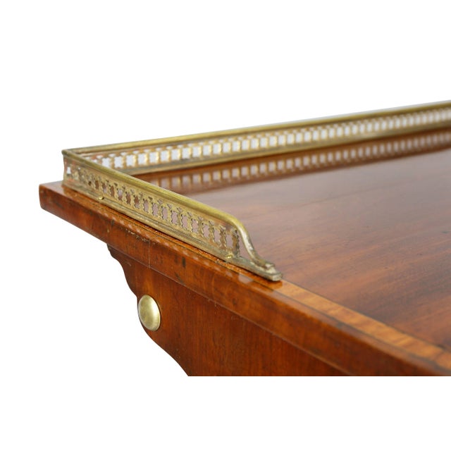 1900 - 1909 Edwardian Mahogany and Crossbanded End Table For Sale - Image 5 of 10