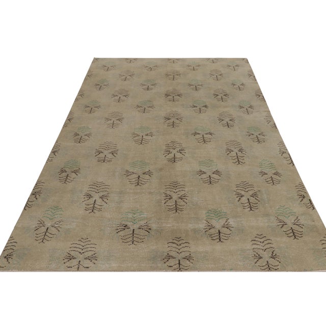 Rug & Kilim Vintage Distressed Rug, Beige-Brown and Green Geometric Pattern – Rug & Kilim For Sale - Image 4 of 7
