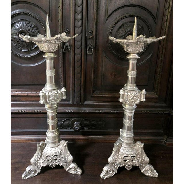 Period: 19th century Style: Consulat, Empire Condition: Good condition Material: Bronze Height: 63