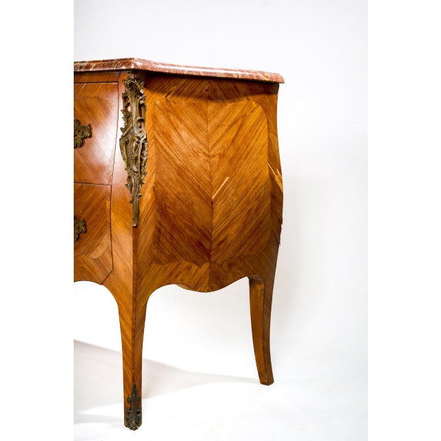 Louis XV Style Bombé Commode in Wood and Red Marble, Late 19th Century For Sale - Image 5 of 8
