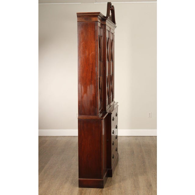 Baker Furniture Vintage Georgian Style Mahogany Breakfront Bookcase For Sale - Image 11 of 12