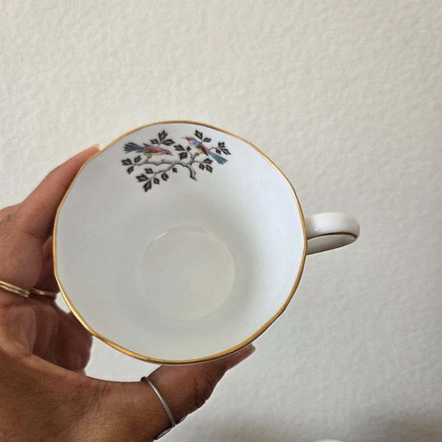 Ceramic 1970s Spode English Bone China Bird Teacups & Saucers, Set of 4 For Sale - Image 7 of 13