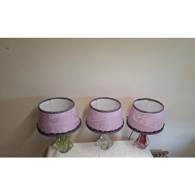 Vintage Belgian Table Lamps in Colored Crystal Glass Feet by Christalleries De Val St Lambert and Lamplove, 1970s, Set of 3 For Sale - Image 6 of 8