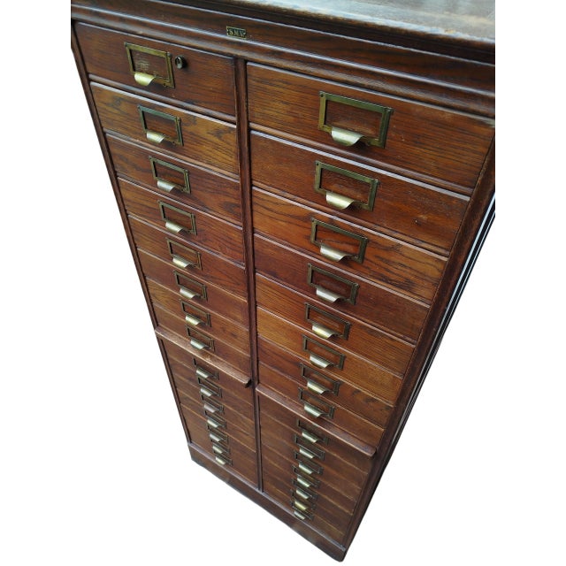 Vintage Danish Archive Filing Cabinet in Oak from Silkeborg Møbelfabrik, 1920s For Sale - Image 10 of 14
