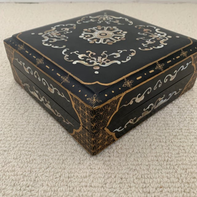 Chinoiserie Mother of Pearl Inlaid Box For Sale - Image 4 of 10