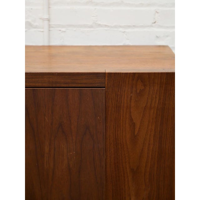 Mid 20th Century Mid 20th Century Long Media Console For Sale - Image 5 of 11