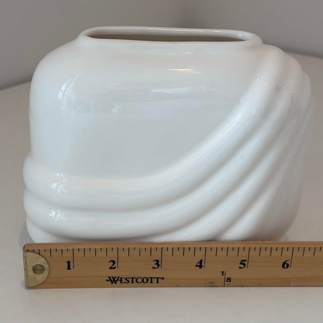 Ceramic Vintage 1980s Art Deco Glossy White Swirl Flower Planter Signed Organic Modern For Sale - Image 7 of 9