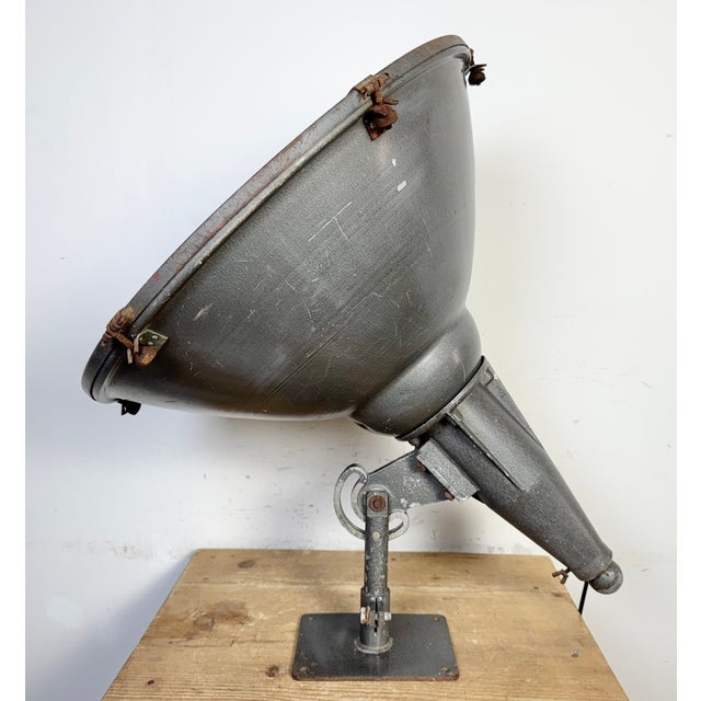 Large Vintage Industrial Aluminium Factory Wall Spotlight from Elektrosvit, 1970s For Sale - Image 17 of 18