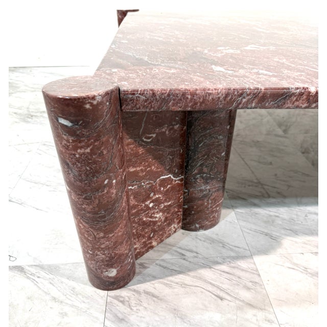 Maroon 1970s Attributed to Gae Aulenti "Jumbo" Coffee Table for Knoll, Rosso Verona Marble For Sale - Image 8 of 9