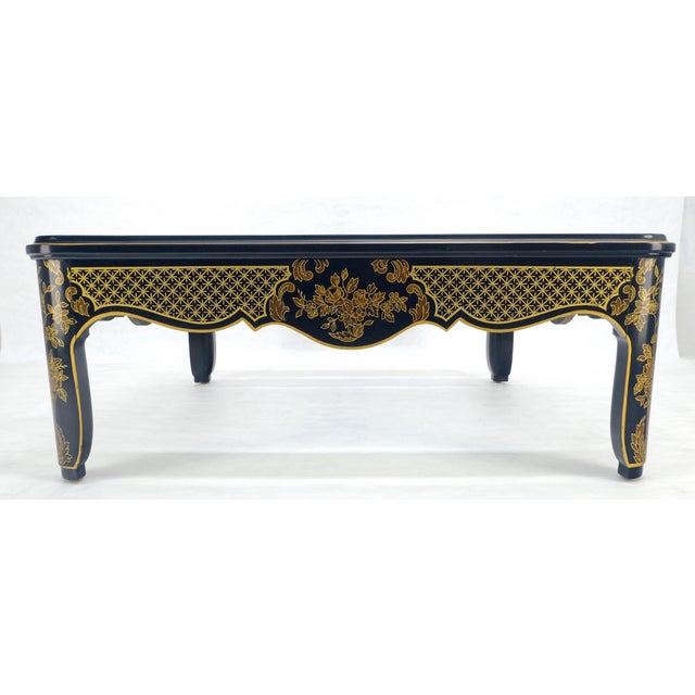 Transparent Drexel Gold Paint & Black Lacquer Base Burl Wood & Glass Top Coffee Table MINT For Sale - Image 8 of 14