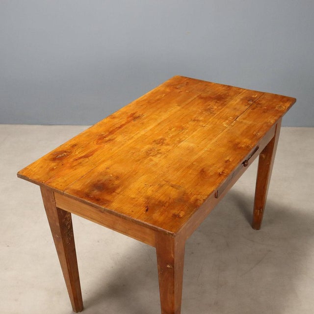 Wood Early 19th Century Directoire Writing Table in Cherry For Sale - Image 7 of 9
