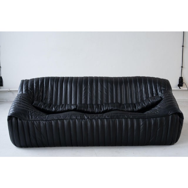 Cinna Three-Seater Sofa in Black Leather by Annie Hieronimus for Rose Line, 1973 For Sale - Image 9 of 9
