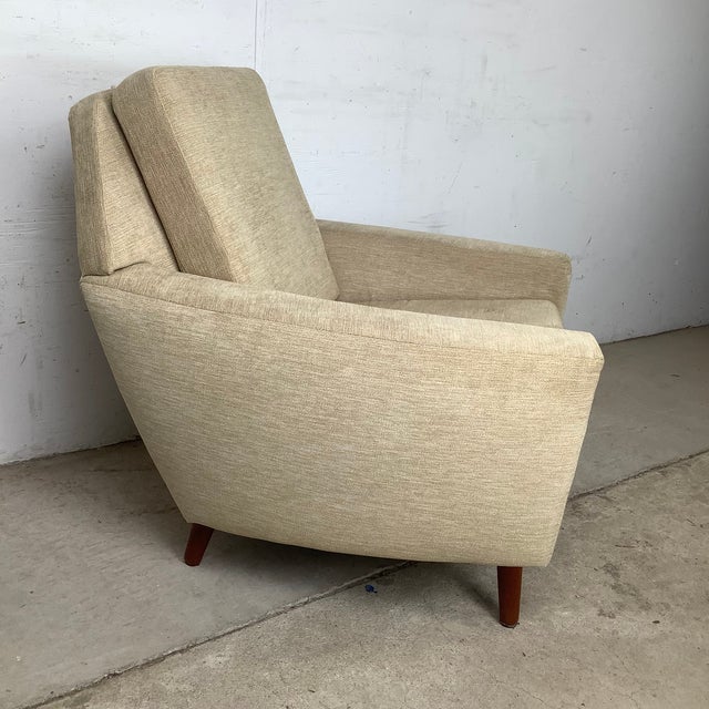 Scandinavian Modern Lounge Chair and Ottoman — Faceted Back, Walnut Legs, Recently Reupholstered, 1960s For Sale - Image 11 of 16