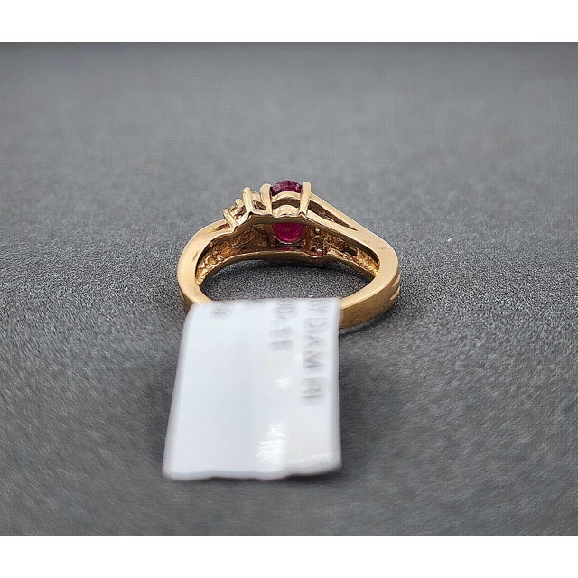 Late 20th Century Late 20th Century 1.04 Ct Red Ruby & Diamond Ring Size 5.75 For Sale - Image 5 of 10