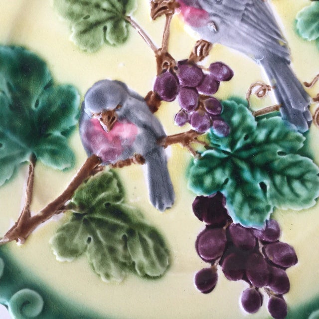 Majolica plate birds with grapes signed Sarreguemines, circa 1880. 6 plates are available.