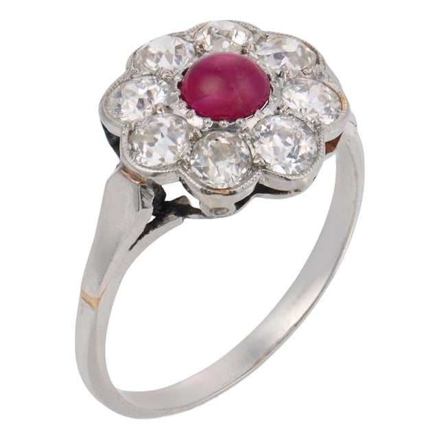 1930s Art Deco Ruby Diamond Platinum Cluster Ring, Size 7 For Sale