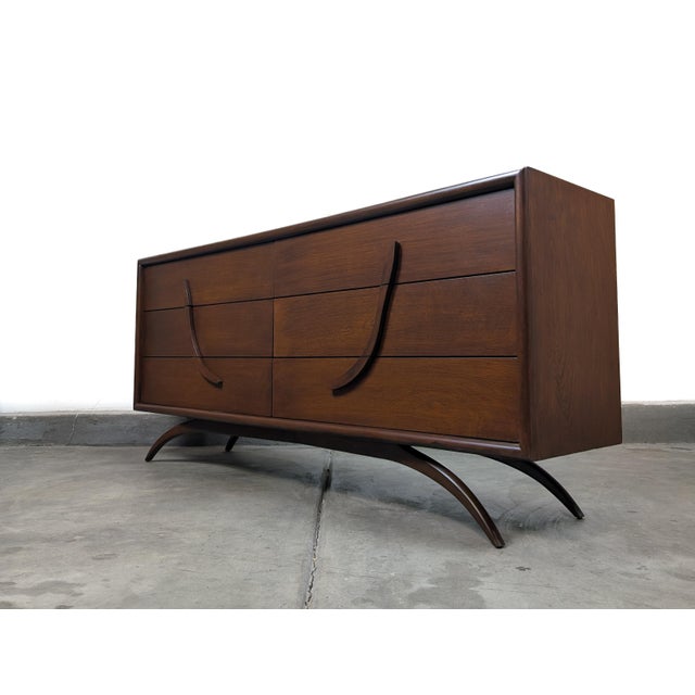 Vintage Mid Century Modern Dresser in the Manner of Vladimir Kagan, C1960s For Sale - Image 16 of 17