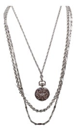 Example of American Pendant Necklaces