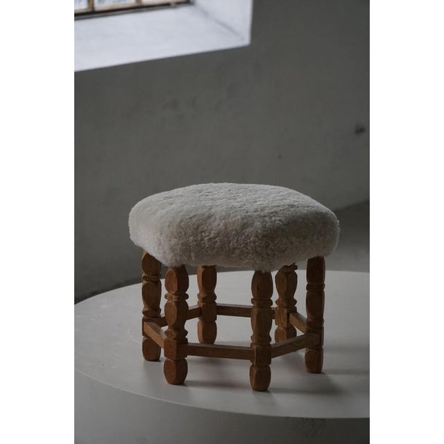 Mid-Century Modern Danish Hexagonal Oak Stool with Shearling Lambswool Upholstery, 1950 For Sale - Image 12 of 14