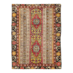 Galerie Shabab Collection Early 20th Century Turkish Ghiordes Accent Rug