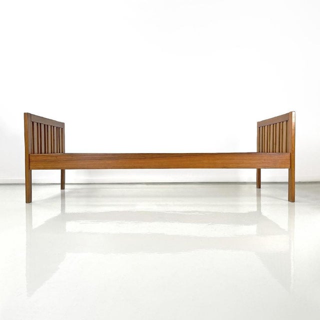 1960s Mid-Century Italian Modern Califfo Bed attributed to Ettore Sottsass for Poltronova, 1960s For Sale - Image 5 of 17