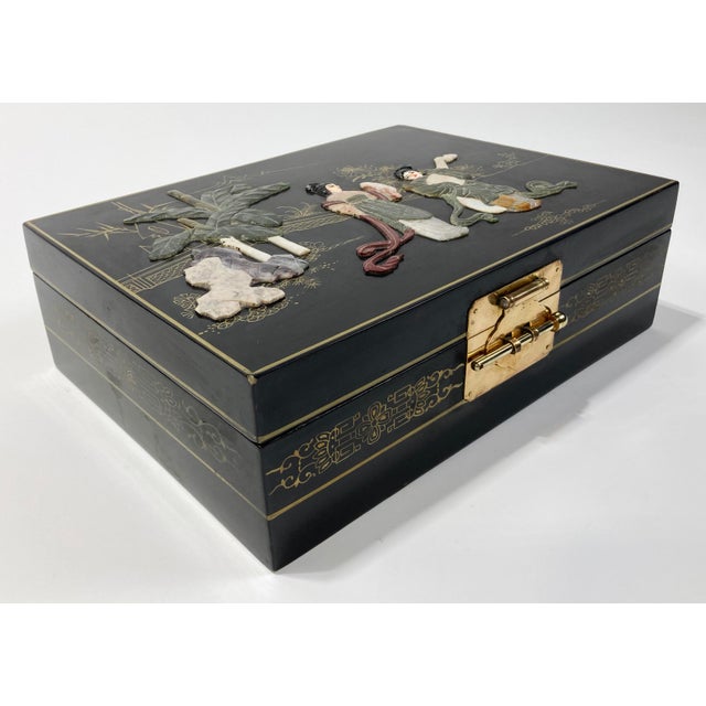 Vintage Asian Motif Cut Stone Jewelry Box For Sale - Image 4 of 12